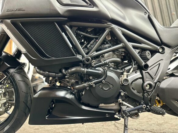 2014 Ducati Diavel, чёрный, 1250000 рублей - вид 13
