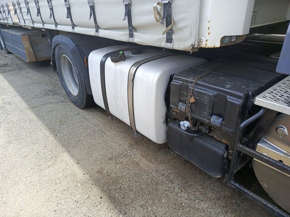 2007 DAF XF 105, жёлтый, 4000000 рублей - вид 5