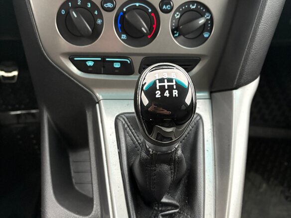 2012 Ford Focus III, серебристый, 475000 рублей - вид 24