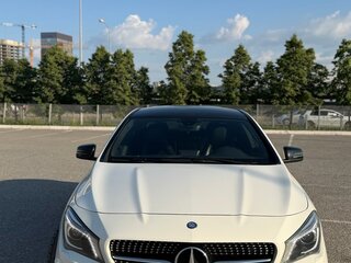 2013 Mercedes-Benz CLA 200 I (C117, X117), белый, 1900000 рублей, вид 2