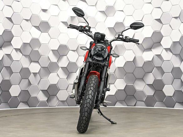 2025 Ducati Scrambler 800, красный, 1177000 рублей - вид 4