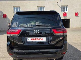 2021 Toyota Land Cruiser 300 Series, чёрный, 9100000 рублей, вид 5