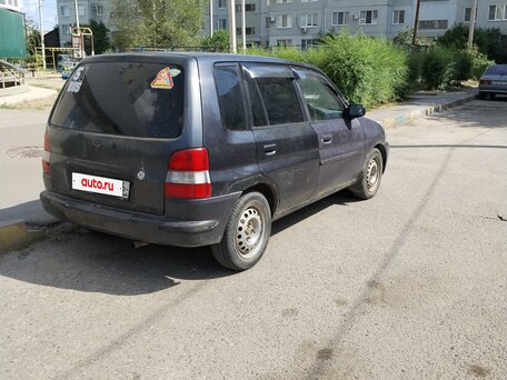 1998 Mazda Demio I (DW), серый, 110000 рублей, вид 4