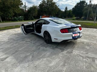 2016 Ford Mustang VI, белый, 3650000 рублей, вид 3
