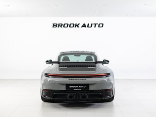 2026 Porsche 911 Carrera 4 GTS VIII (992) Рестайлинг, серый, 29990000 рублей, вид 5