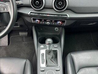 2022 Audi Q2 L 35 TFSI I Рестайлинг, белый, 2650000 рублей, вид 5