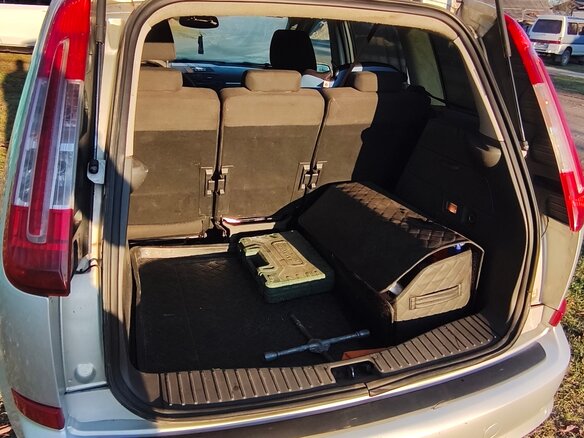2007 Ford C-MAX I Рестайлинг, серый, 400000 рублей - вид 8
