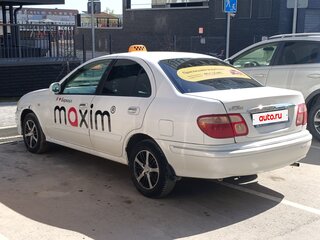 2002 Nissan Bluebird Sylphy I (G10), белый, 390000 рублей, вид 4
