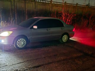 2004 Mitsubishi Lancer IX, серый, 450000 рублей, вид 1