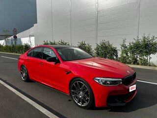 2017 BMW 5 серии 540i xDrive VII (G30/G31/G38), красный, 4950000 рублей, вид 5