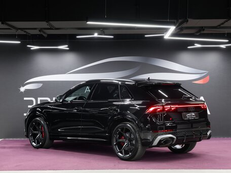 2025 Audi RS Q8 Performance I Рестайлинг, чёрный, 21500000 рублей, вид 3
