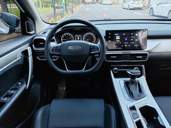 2026 Geely Binyue I Рестайлинг 2, белый, 1790000 рублей - вид 6