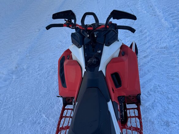 2019 BRP Ski-Doo Summit 850, красный, 1250000 рублей - вид 6