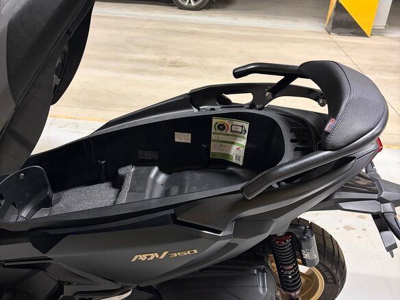 2024 Honda ADV350, чёрный, 890000 рублей - вид 4