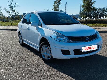 2012 Nissan Tiida I Рестайлинг, белый, 770000 рублей, вид 3