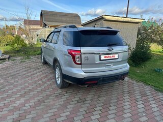 2012 Ford Explorer V, серый, 1400000 рублей, вид 3