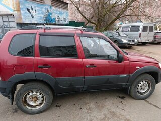 2011 Chevrolet Niva I Рестайлинг, красный, 380000 рублей, вид 2