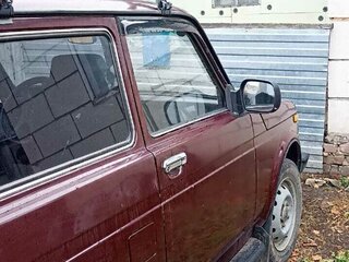 2005 Lada (ВАЗ) 2121 (4x4) I Рестайлинг, пурпурный, 370000 рублей, вид 2