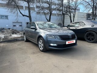 2018 Skoda Octavia III (A7) Рестайлинг, серый, 1900000 рублей, вид 3