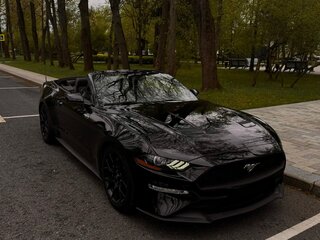 2018 Ford Mustang VI Рестайлинг, чёрный, 3490000 рублей, вид 1