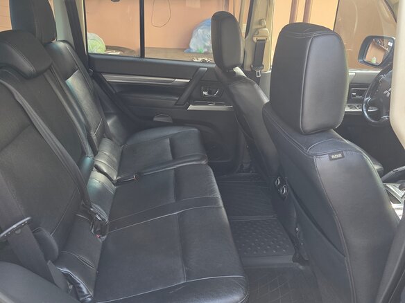 2015 Mitsubishi Pajero IV Рестайлинг 2, чёрный, 2550000 рублей - вид 13