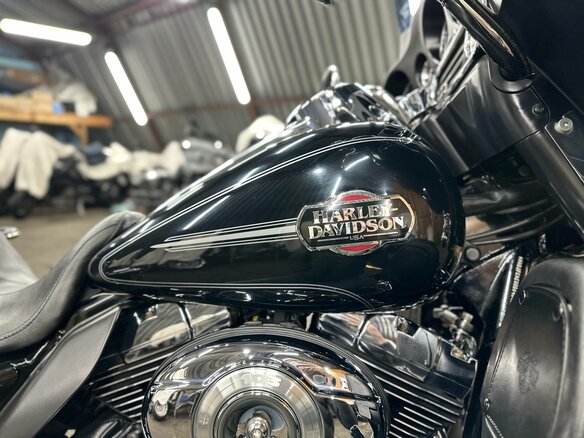 2012 Harley-Davidson Electra Glide, чёрный, 1130000 рублей - вид 12