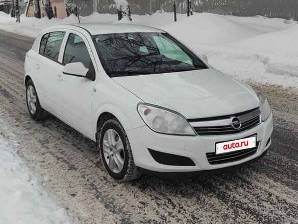 2012 Opel Astra H Рестайлинг, белый, 595000 рублей