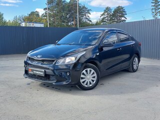 2017 Kia Rio IV, чёрный, 799000 рублей, вид 1