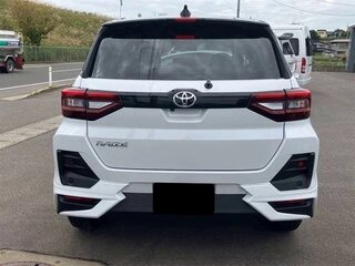 2022 Toyota Raize I, белый, 1258000 рублей, вид 3
