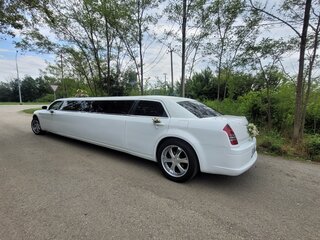 2009 Chrysler 300C I, белый, 760000 рублей, вид 3