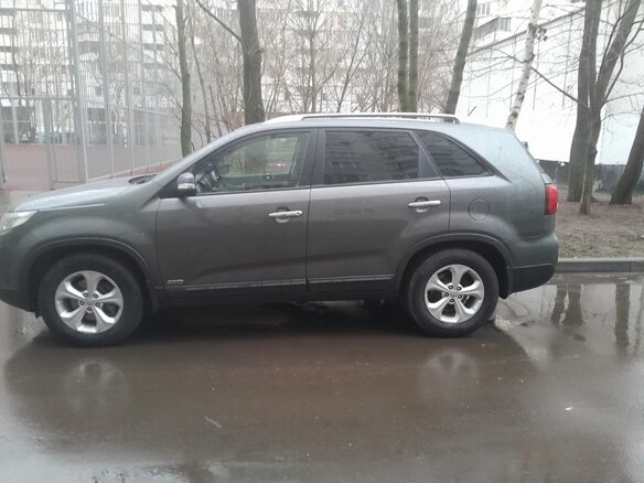 2013 Kia Sorento II Рестайлинг, серый, 1650000 рублей - вид 4