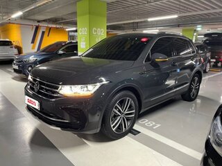 2022 Volkswagen Tiguan II Рестайлинг, серый, 2830099 рублей, вид 1