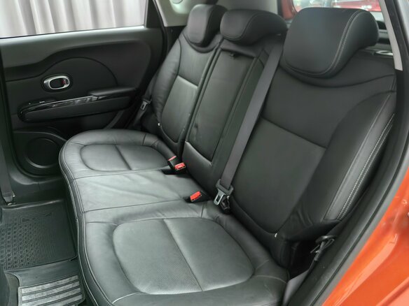 2017 Kia Soul II Рестайлинг, оранжевый, 1225000 рублей - вид 7