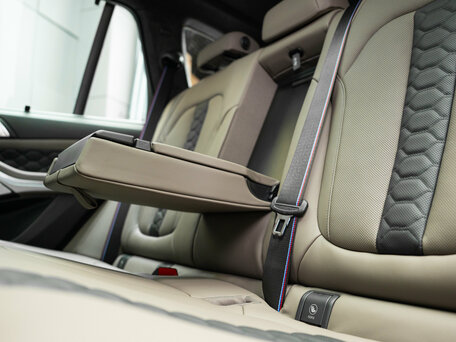 2025 BMW X5 M Competition III (F95) Рестайлинг, серый, 19490000 рублей, вид 4