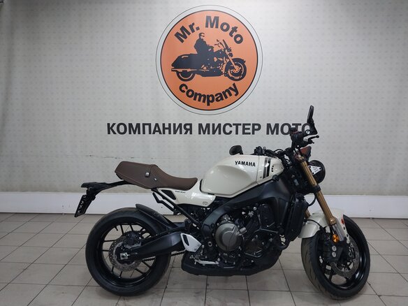 2025 Yamaha XSR900, бежевый, 1289000 рублей