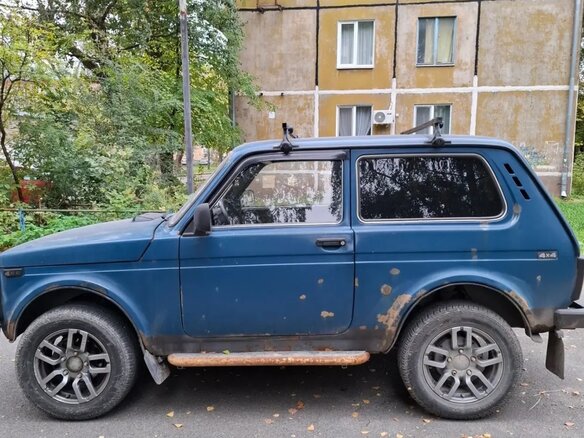 2011 Lada (ВАЗ) 2121 (4x4) I Рестайлинг, синий, 305000 рублей - вид 1