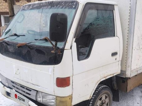 1995 Toyota Dyna, белый, 450000 рублей, вид 1