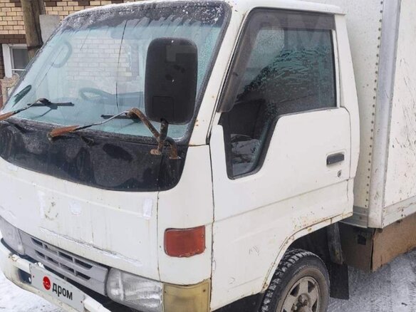 1995 Toyota Dyna, белый, 450000 рублей