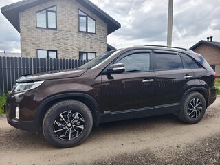 2016 Kia Sorento II Рестайлинг, коричневый, 2070000 рублей, вид 4