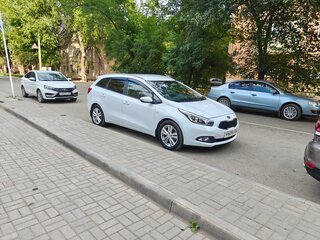 2013 Kia Ceed II, белый, 1250000 рублей, вид 3