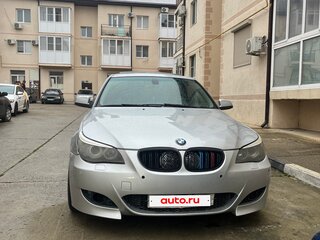 2009 BMW 5 серии 528xi V (E60/E61) Рестайлинг, серебристый, 850000 рублей, вид 2