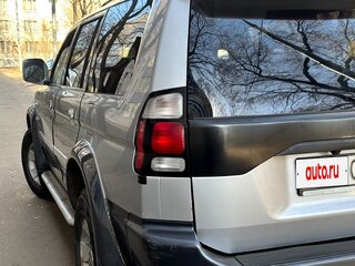 2004 Mitsubishi Pajero Sport I Рестайлинг, серебристый, 730000 рублей, вид 5