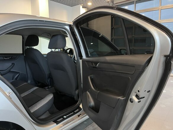 2021 Skoda Rapid II, серый - вид 17