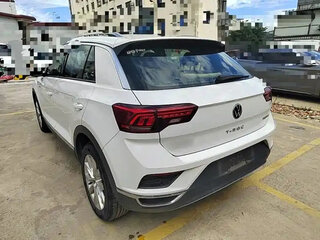 2022 Volkswagen T-Roc I (China Market), белый, 1350004 рублей, вид 4