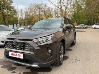2021 Toyota RAV4 V (XA50), коричневый, 3510000 рублей, вид 2