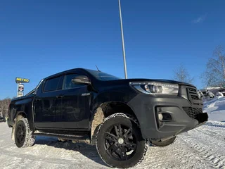 2019 Toyota Hilux VIII, чёрный, 2950000 рублей, вид 1