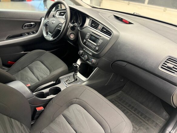 2016 Kia Ceed II Рестайлинг, серый, 1299000 рублей - вид 18