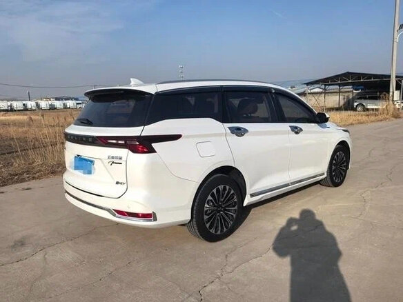 2022 Wuling Victory, белый, 1050000 рублей - вид 3