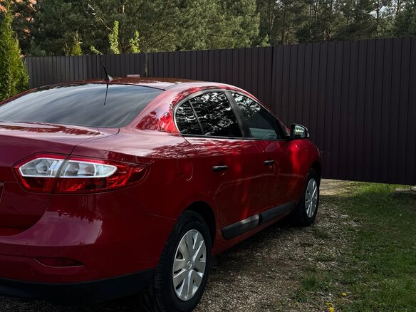 2010 Renault Fluence I, красный, 790000 рублей - вид 8