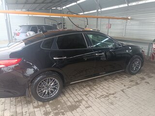 2017 Kia Optima IV, чёрный, 2000000 рублей, вид 3